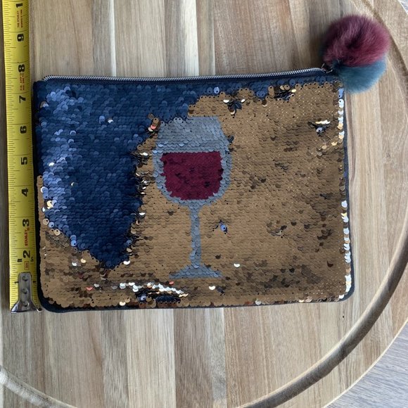 Stella and Dot Sequined Wristlet Clutch W/Pom-Pom - Picture 8 of 8